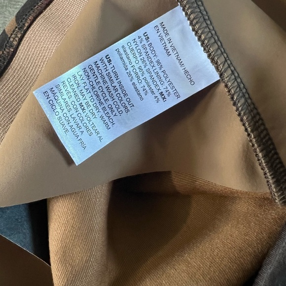 Chicos Ponte Floral Ankle Pants - Picture 7 of 12